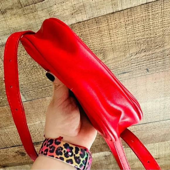 Urban Outfitters Mini Oval Red Crossbody Bag - Picture 8 of 10